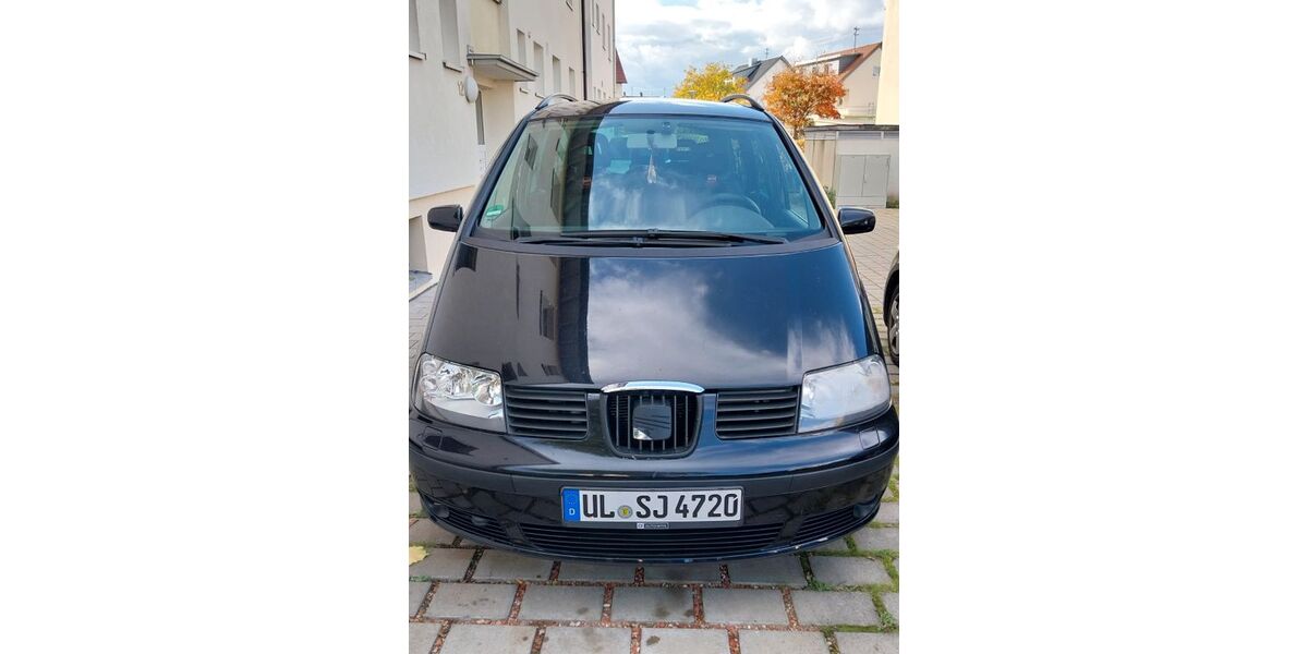 Seat Alhambra 244.000 km 1.800 &euro; Langenau 89129