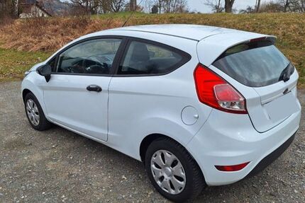 Ford Fiesta 98.000 km 5.099 &euro; Singen 78224