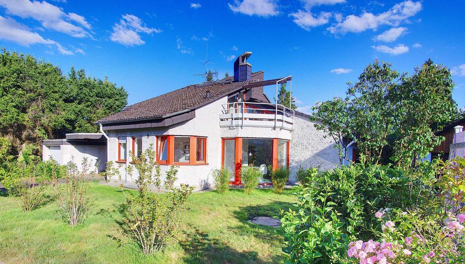 Großzügiges Einfamilienhaus mit attraktivem Garten in ruhiger Lage von Fernwald-Steinbach! zimmer