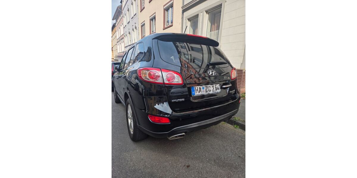 Hyundai SANTA FE 212.000 km 7.300 &euro; Hagen 58091