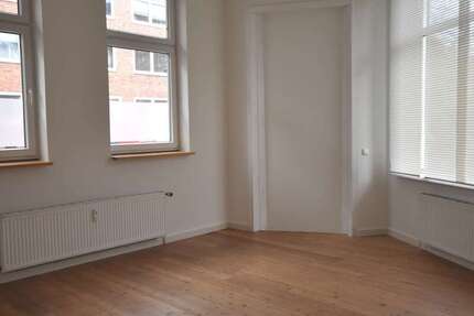 Wohnung zum Mieten in Kiel 1.600 € 129.37 m² 5 zimmer