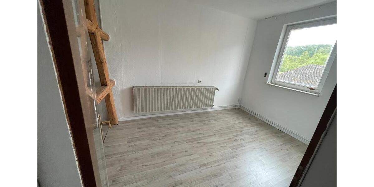 Etagenwohnung Antrifttal - 6 Zimmer, 146 m&sup2;, 800&euro; | Angebot:26652222