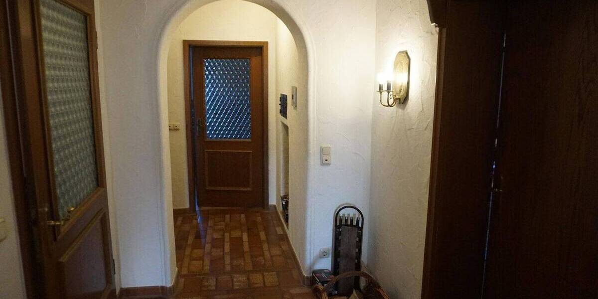 Mehrfamilienhaus, Wohnhaus Huglfing - 9 Zimmer, 250 m&sup2;, 1.250.000&euro; | Angebot:25837599