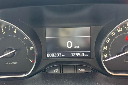 Peugeot 2008 89.000 km 6.000 &euro; Landau in der Pfalz 76829