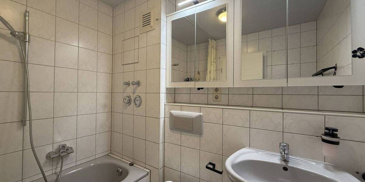 Etagenwohnung Walldürn - 4 Zimmer, 91 m&sup2;, 199.000&euro; | Angebot:26826696