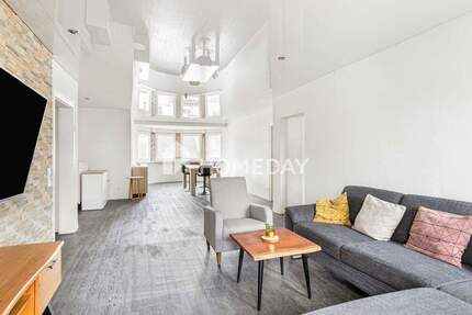 Großzügige DG-Wohnung zentral gelegen in Rhein-Nähe, mit Balkon, Stil und viel Sonne 4 zimmer