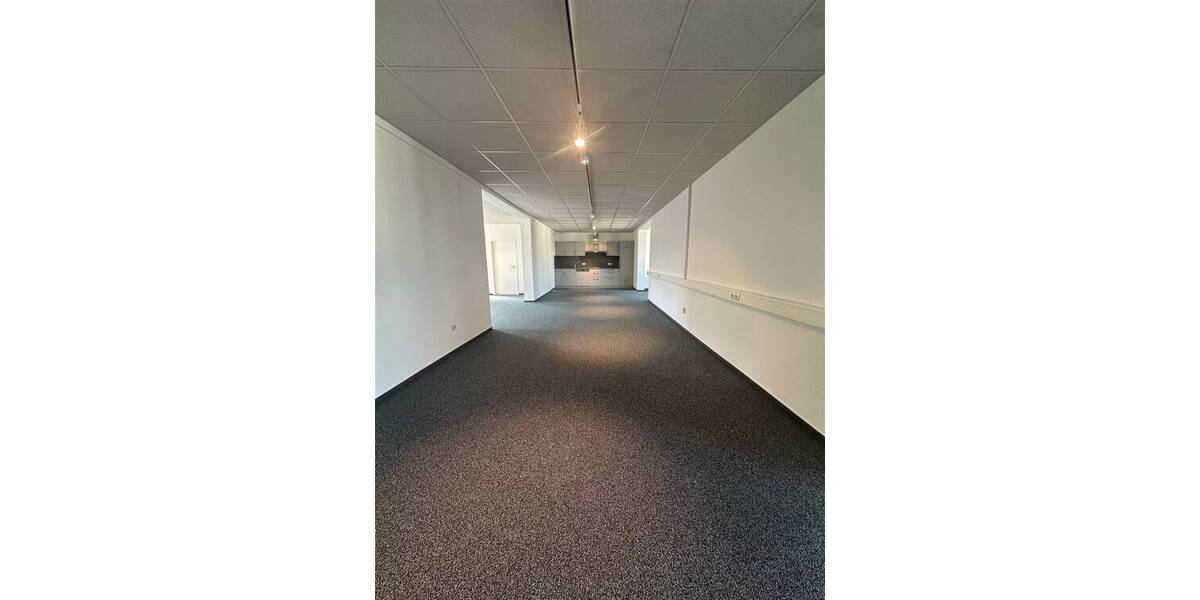 Gewerbeobjekt Leinburg Weißenbrunn - 6 Zimmer, 295 m&sup2;, 980&euro; | Angebot:25736779