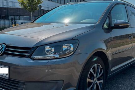 VW Touran 194.500 km 6.800 &euro; Wolken 56332