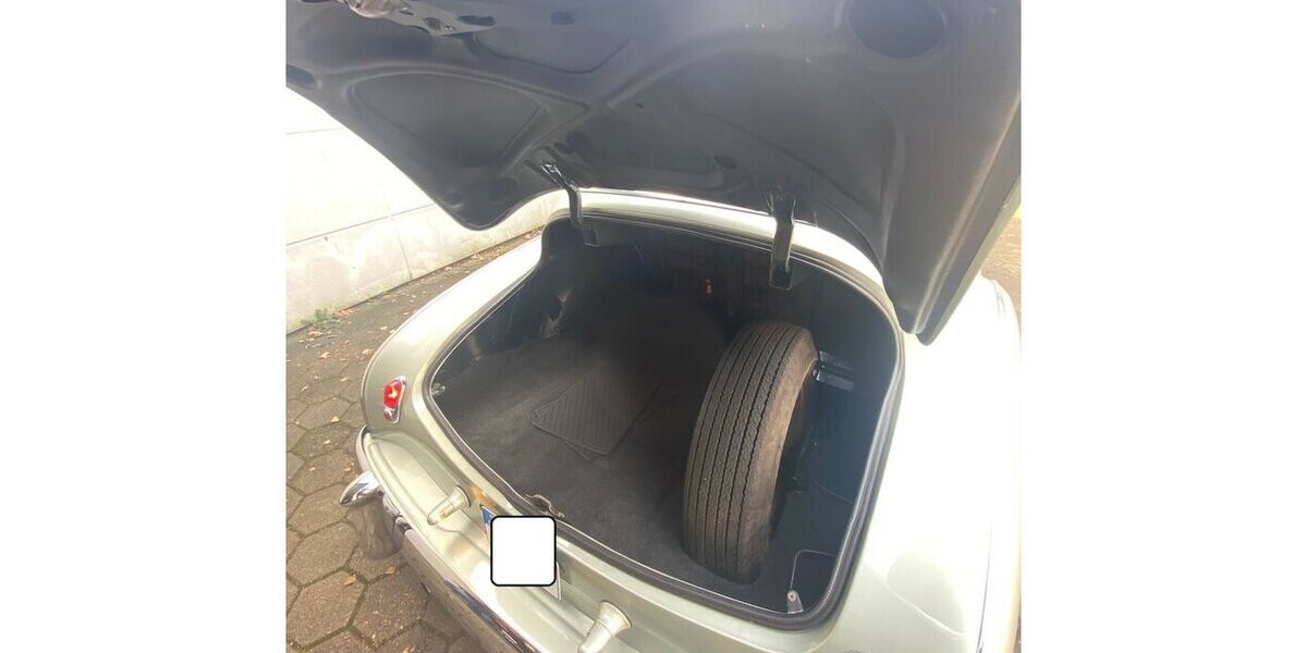 Chevrolet Fleetline DeLuxe 2100 50-1007 15.500 km 24.999 &euro; Hamburg 22339