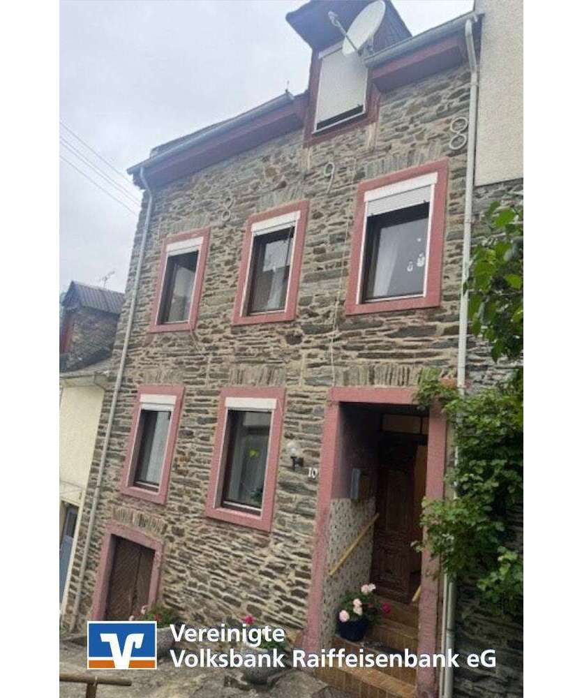 Haus zum Kaufen in Enkirch 87.500 € 120 m²