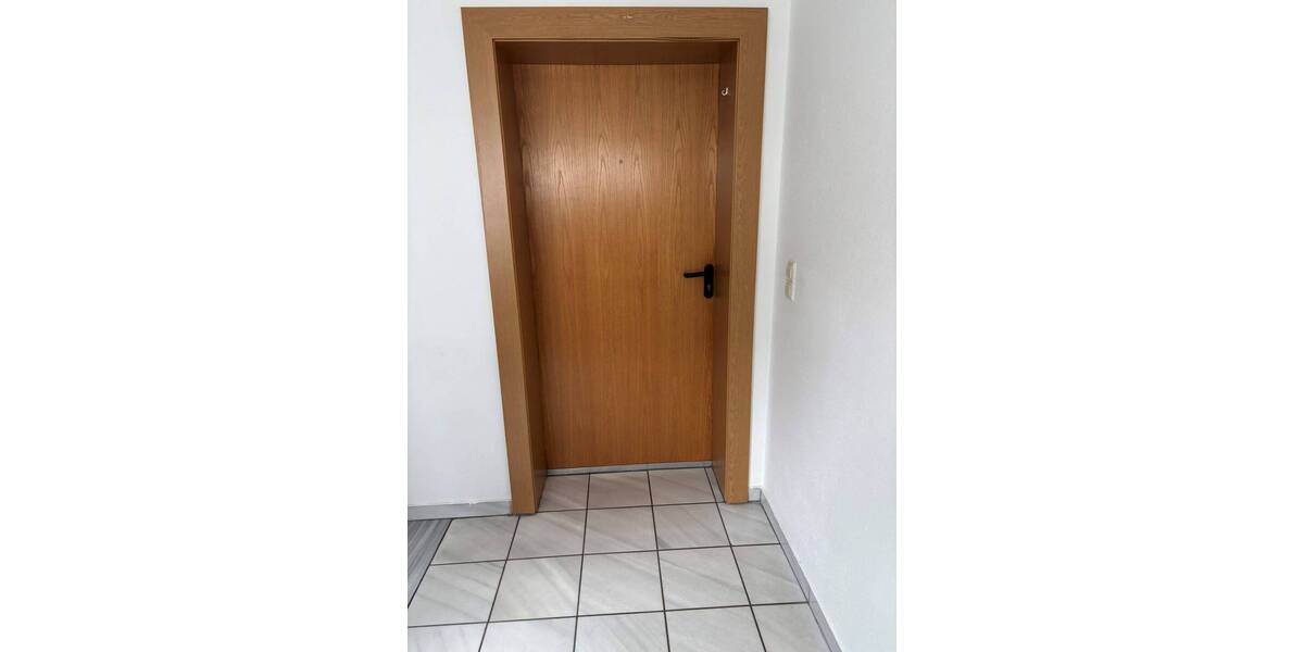Etagenwohnung Scheer - 4 Zimmer, 100 m&sup2;, 195.000&euro; | Angebot:25729743
