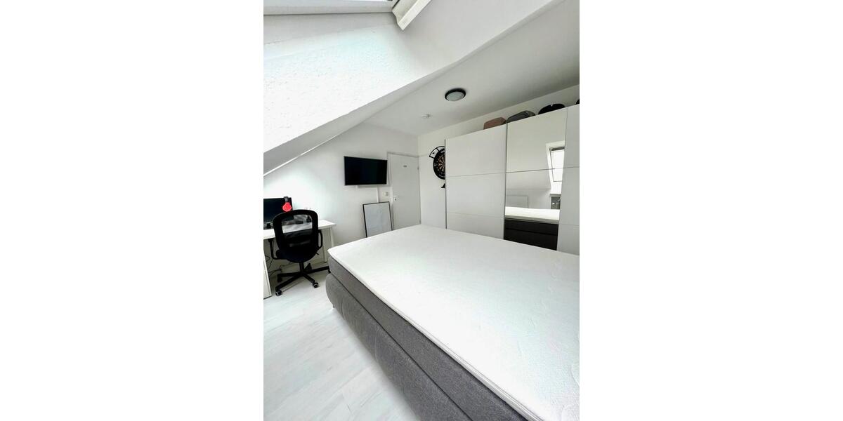 Dachgeschoßwohnung Bielefeld Stieghorst - 1 Zimmer, 50 m&sup2;, 165.000&euro; | Angebot:26057461