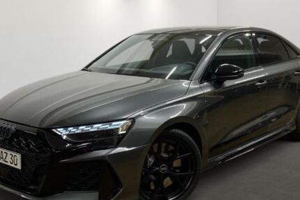 Audi RS3 2.000 km 73.840 &euro; Neuss 41464