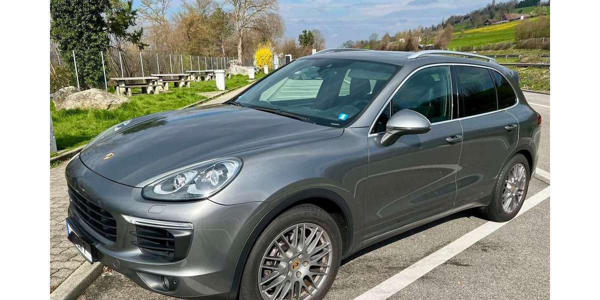 Porsche Cayenne 225.900 km 26.400 &euro; Wiesbaden, Landeshauptstadt 65193