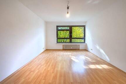 BEZUGSFREIE 2,5-ZI.-WHG. DIREKT AN DER U-BAHN IN MÜNCHEN-HADERN 2 zimmer