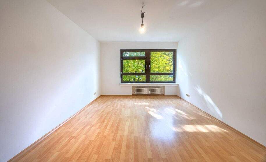 BEZUGSFREIE 2,5-ZI.-WHG. DIREKT AN DER U-BAHN IN MÜNCHEN-HADERN 2 zimmer