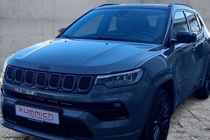 Jeep Compass 67.965 km 22.990 &euro; Michelfeld 74545