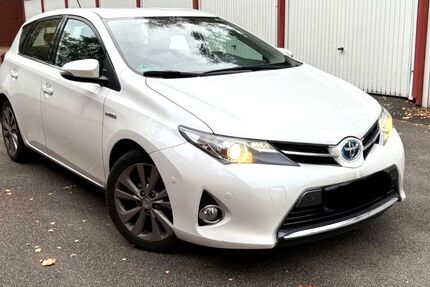 Toyota Auris 113.000 km 8.000 &euro; Frankfurt-Ost 60386