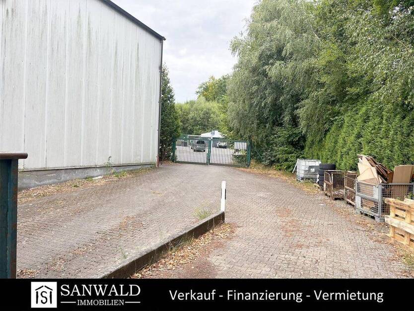 Gewerbehalle mit 2.100 qm Produktions- und Lagerfläche zu vermieten