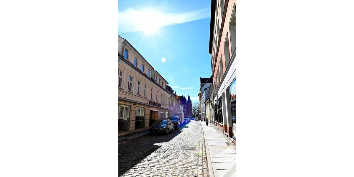 Mitten in der Stralsunder Altstadt - 2 Mehrfamilienhäuser mit Ausbaupotential 2 zimmer