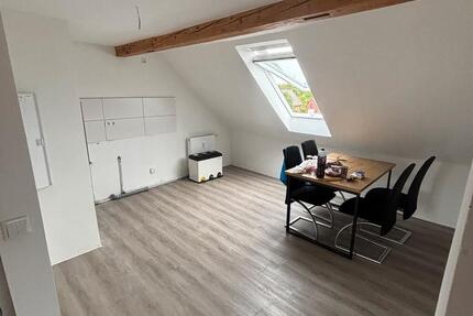 1,5 Zimmer Wohnung mit Balkon, Vollmöbliert 1 zimmer