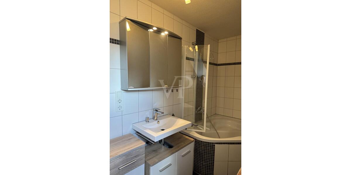 Dachgeschoßwohnung Idar-Oberstein Oberstein - 5 Zimmer, 125 m&sup2;, 750&euro; | Angebot:26648066
