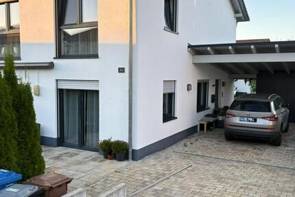 Geräumige Doppelhaushälfte 5 zimmer