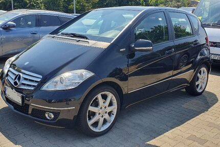 Mercedes-Benz A 200 121.866 km 4.210 &euro; Wachtendonk 47669