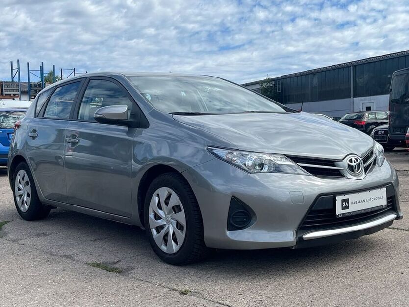 Auris