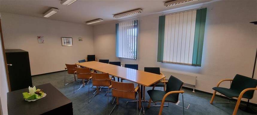 Gewerbeobjekt Strasburg - 9 Zimmer, 295.000&euro; | Angebot:26858916