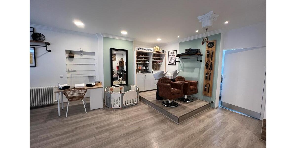 Ladenlokal , Gewerbe Einzelhandel Geschäftsraum zimmer