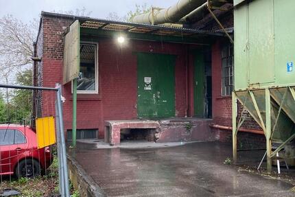 LAGERHALLE WERKSTATT AB SOFORT FREI!!