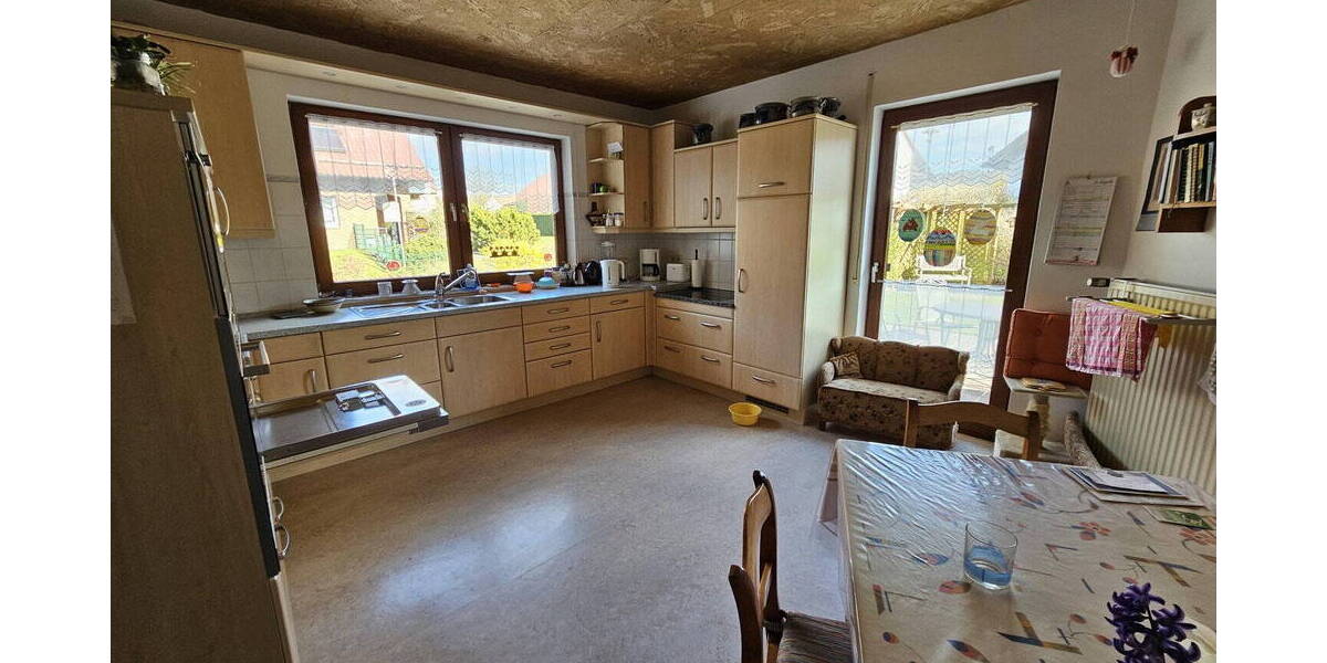 Einfamilienhaus Frielendorf-Großropperhausen Großropperhausen - 6 Zimmer, 190 m&sup2;, 350.000&euro; | Angebot:26795335