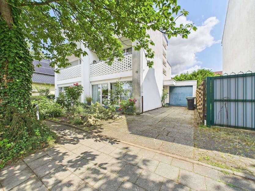 Haus zum Kaufen in Düren 299.999 € 110 m²
