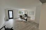 Modernes Studio mit ArbeitsZimmer und Garten