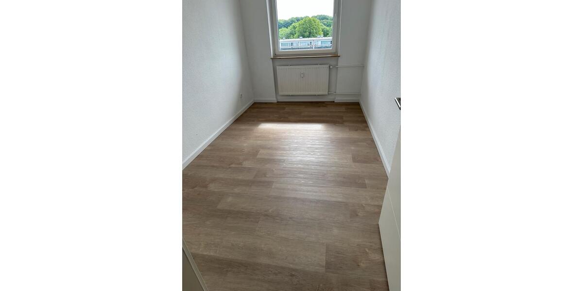 Etagenwohnung Melsdorf - 3 Zimmer, 76 m&sup2;, 230.000&euro; | Angebot:26833042