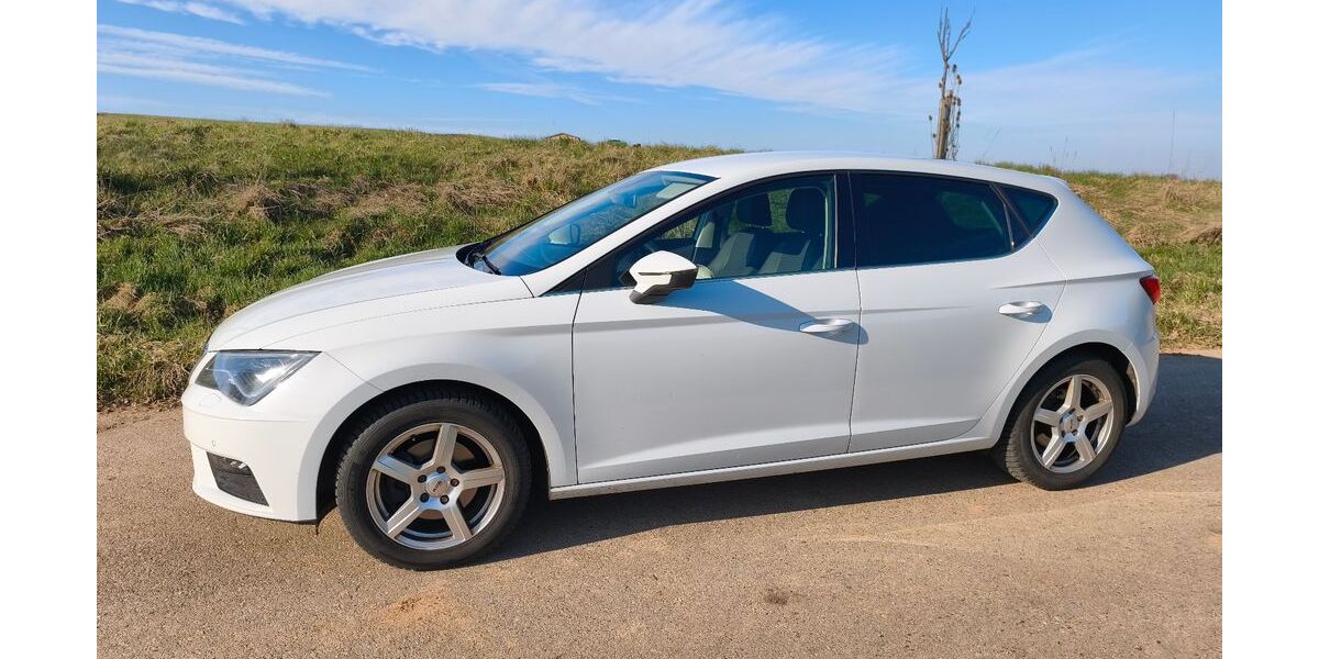 Seat Leon 90.800 km 13.400 &euro; Gunzenhausen 91710