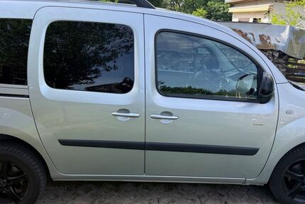 Renault Kangoo 105.000 km 8.000 &euro; dresden 01099