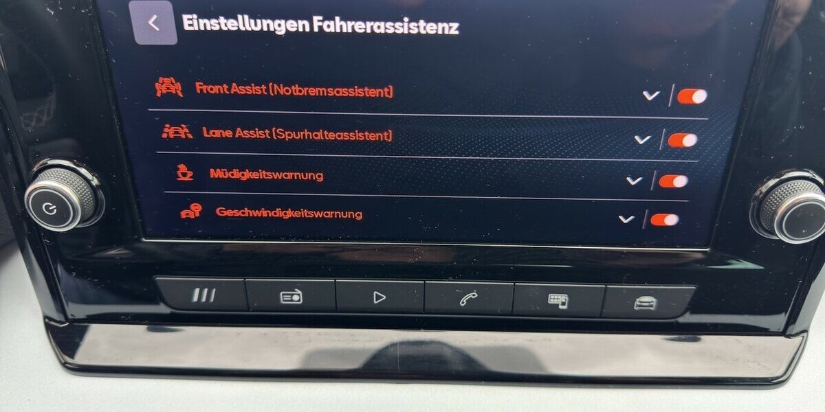 Seat Ibiza Style 40th Annivers.*LED/Navi-App/Kamera/Key 12.689 km 17.790 &euro; Bamberg 96052