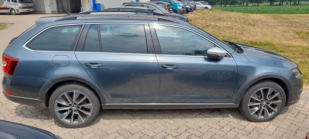 Skoda Octavia 129.000 km 18.990 &euro; Wangersen 21702