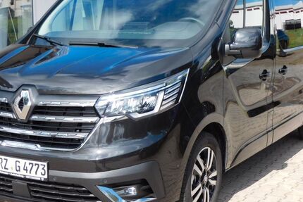 Renault Trafic 10.600 km 57.700 &euro; Zwönitz 08297