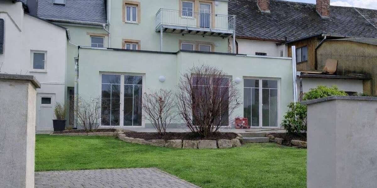 Etagenwohnung Rehau - 4 Zimmer, 145 m&sup2;, 1.140&euro; | Angebot:25108245