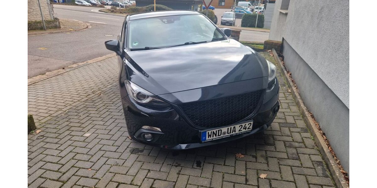 Mazda 3 217.000 km 8.500 &euro; Mettlach 66693