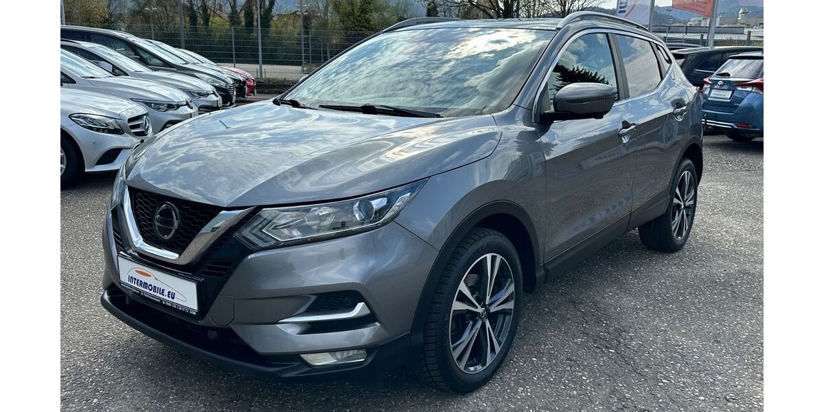 Nissan Qashqai 176.222 km 13.685 &euro; Gernsbach 76593