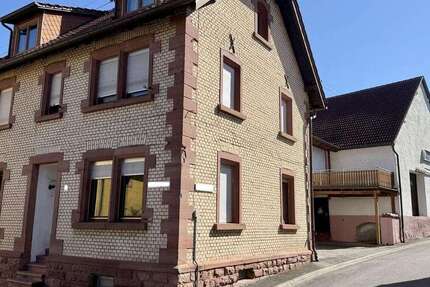 Haus Tauberbischofsheim - 7 Zimmer, 190 m&sup2;, 220.000&euro; | Angebot:25288031