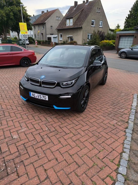i3