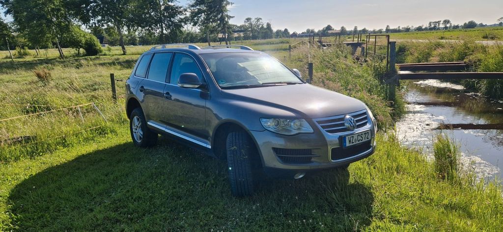 VW Touareg 325.000 km 3.800 &euro; Ihlienworth 21775