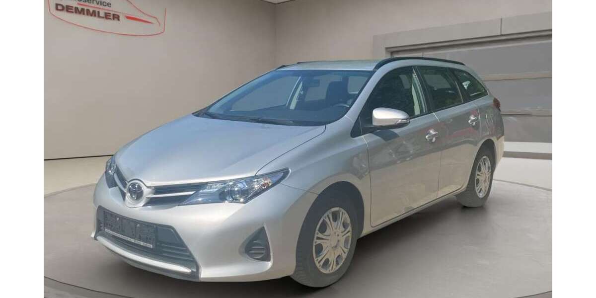 Toyota Auris 78.500 km 11.900 &euro; Wilkau-Haßlau 08112