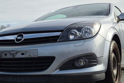 Opel Astra 193.000 km 2.499 &euro; Elend 38875