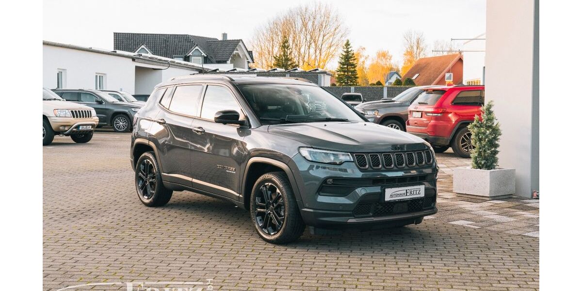 Jeep Compass 42.341 km 22.390 &euro; Landsberg OT Oppin 06188